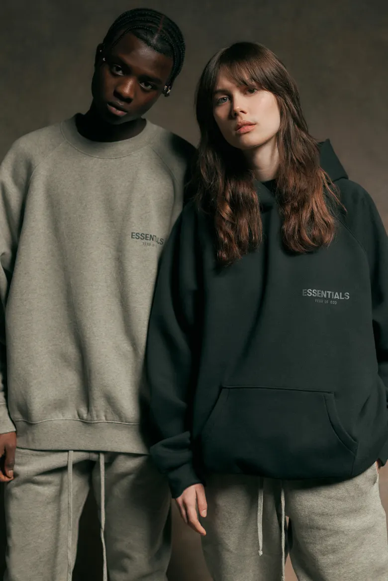 2cde80e8-4b71-49a4-92d5-6c33bb4d73fd_30-03-22_FearOfGod_Feature_EB10